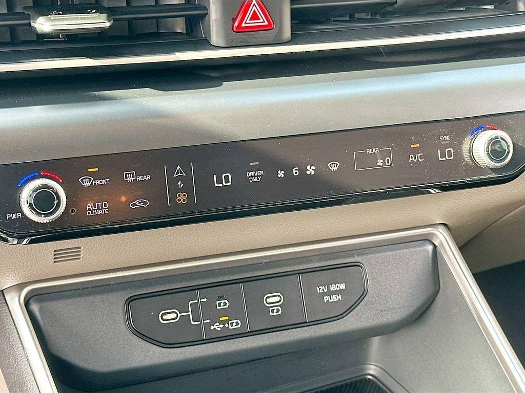 Kia Carnival Mpv Hybrid Lxs - Thumbnail 17