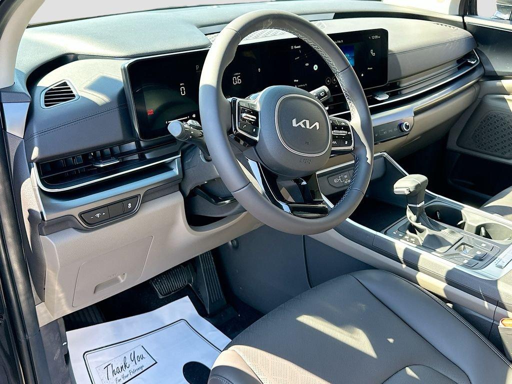 Kia Carnival Mpv Lxs - Thumbnail 10