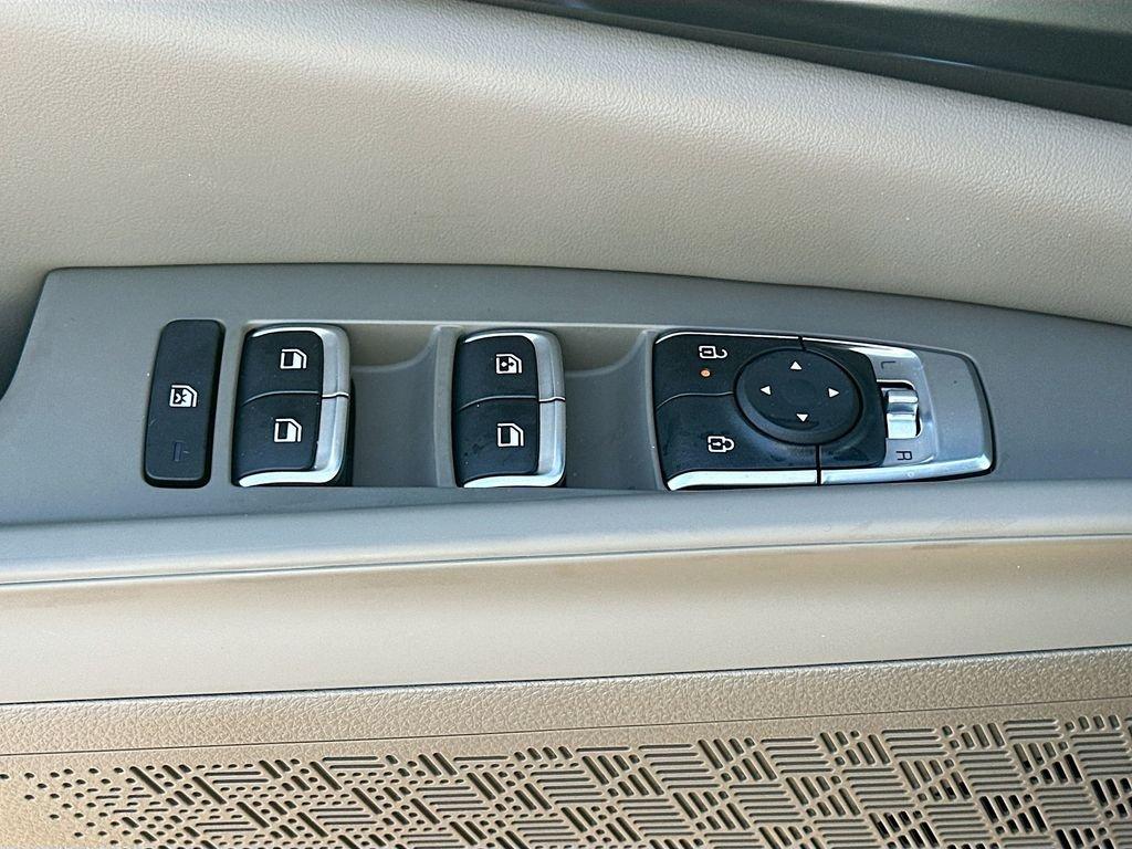 Kia Carnival Mpv Lxs - Thumbnail 19