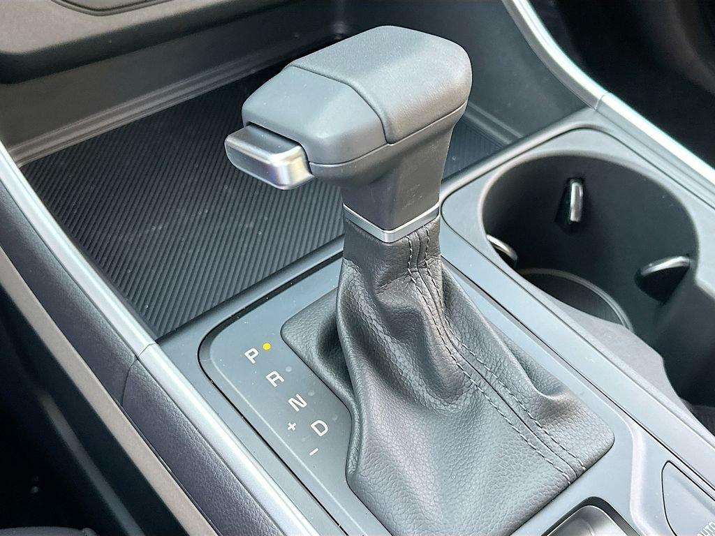 Kia Carnival Mpv Lxs - Thumbnail 18