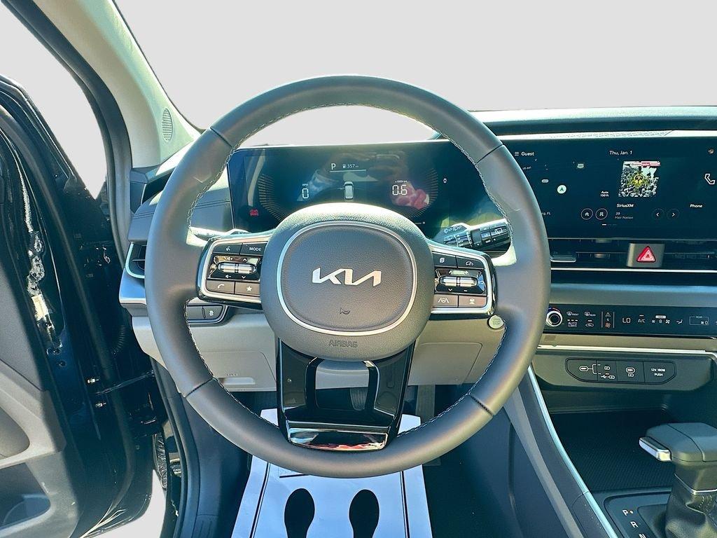 Kia Carnival Mpv Lxs - Thumbnail 12