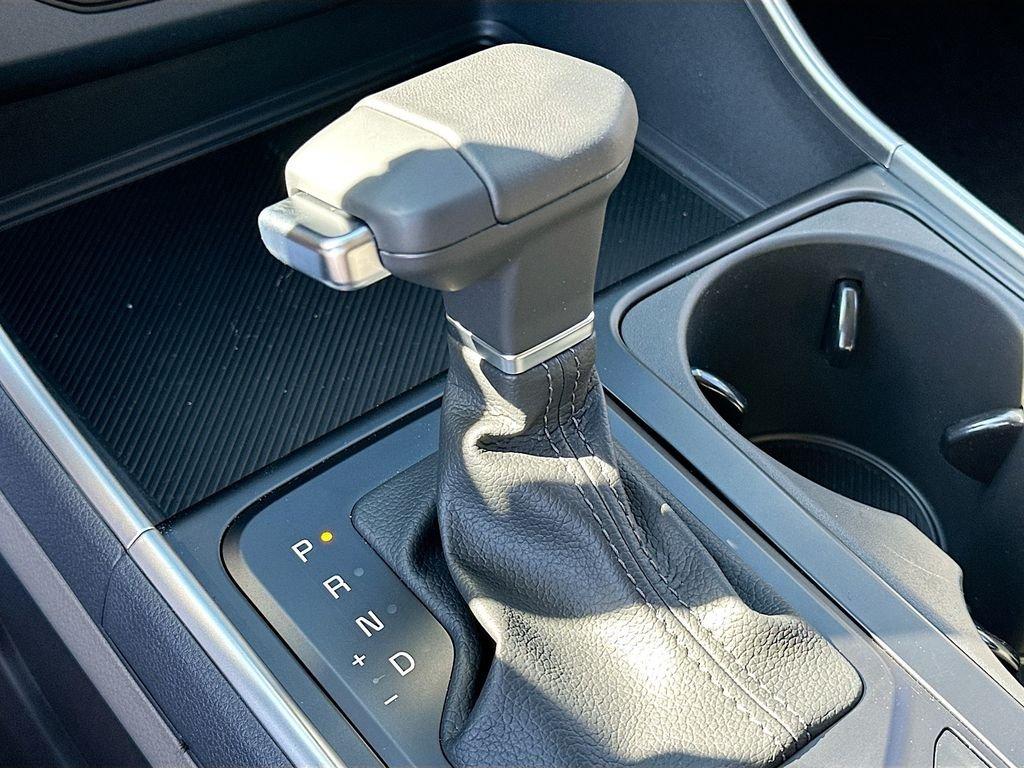 Kia Carnival Mpv Lxs - Thumbnail 18