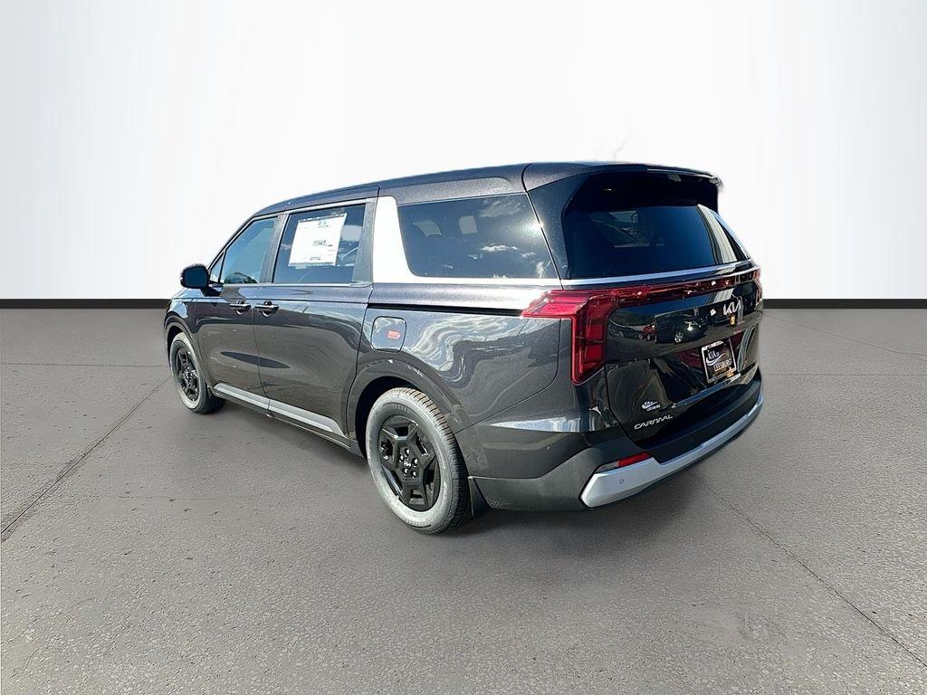 Kia Carnival Mpv Lxs - Thumbnail 6