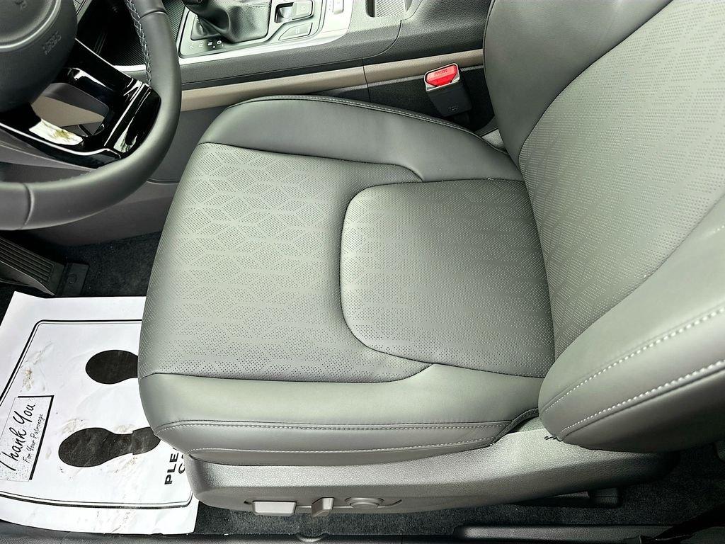 Kia Carnival Mpv Lxs - Thumbnail 20