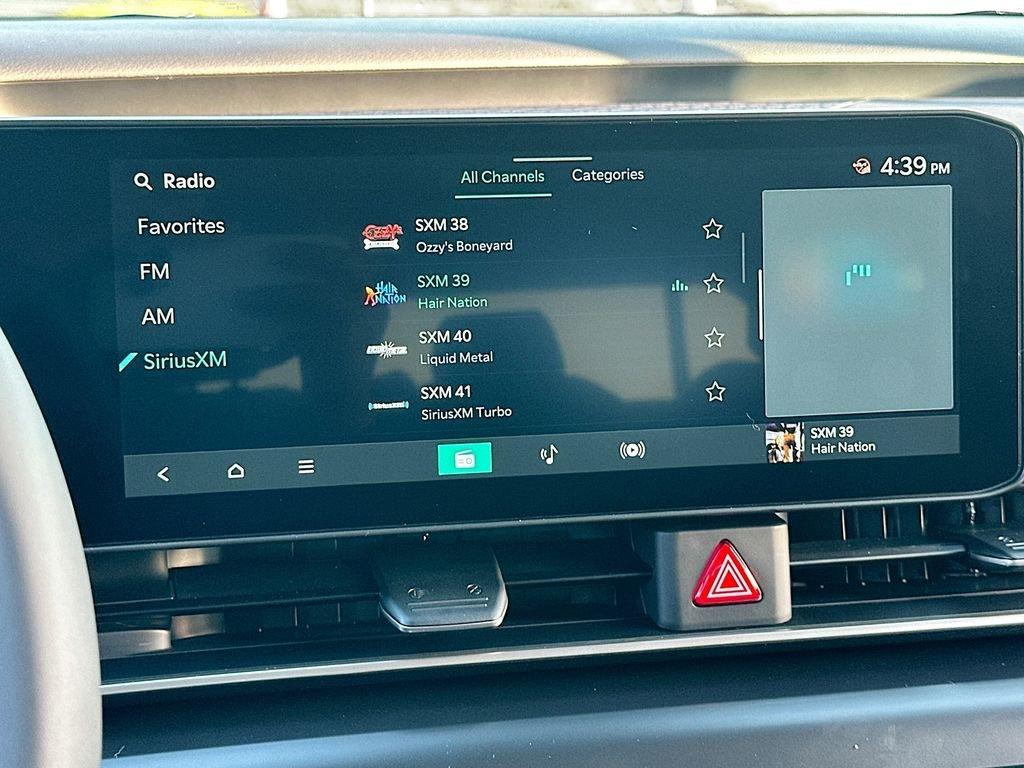 Kia Carnival Mpv Lxs - Thumbnail 16