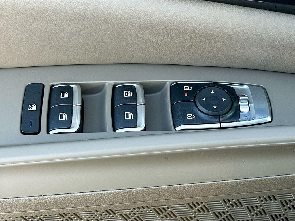 Kia Carnival Mpv Lxs - Thumbnail 19