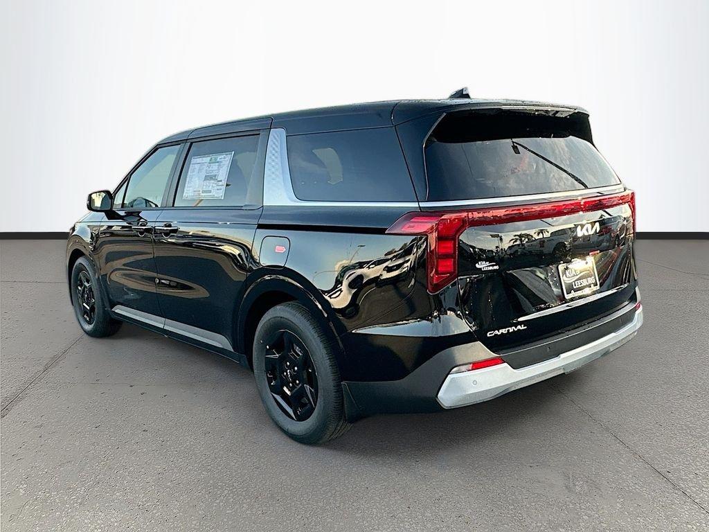 Kia Carnival Mpv Lxs - Thumbnail 6