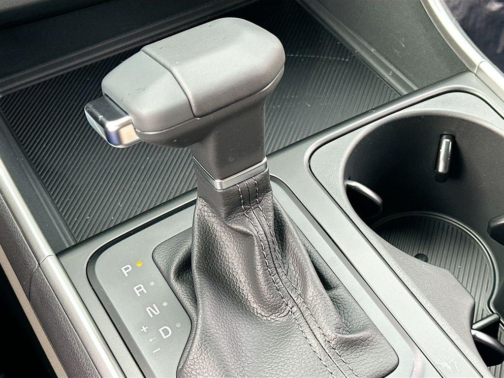 Kia Carnival Mpv Lxs - Thumbnail 18