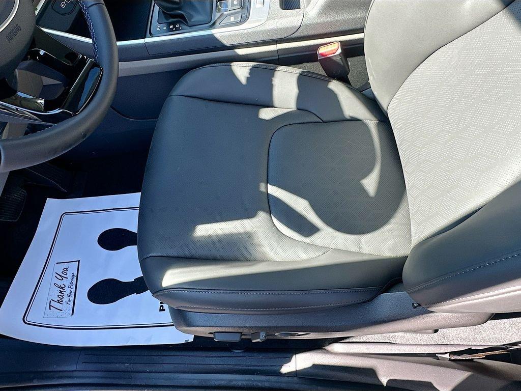 Kia Carnival Mpv Lxs - Thumbnail 20