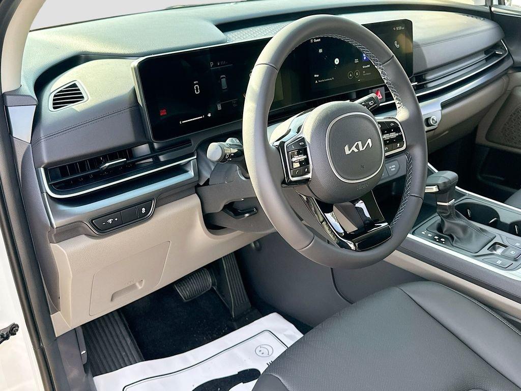 Kia Carnival Mpv Lxs - Thumbnail 10