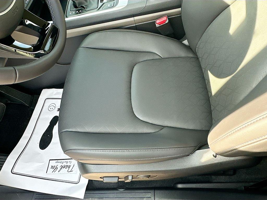 Kia Carnival Mpv Lxs - Thumbnail 20