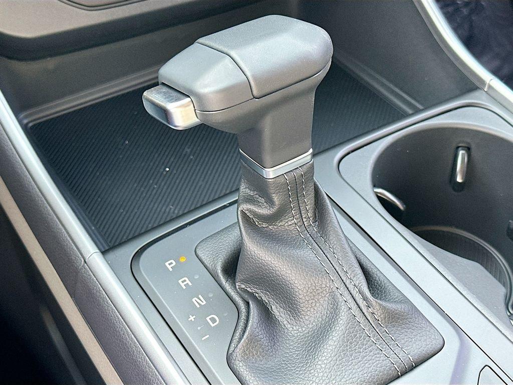 Kia Carnival Mpv Lxs - Thumbnail 18