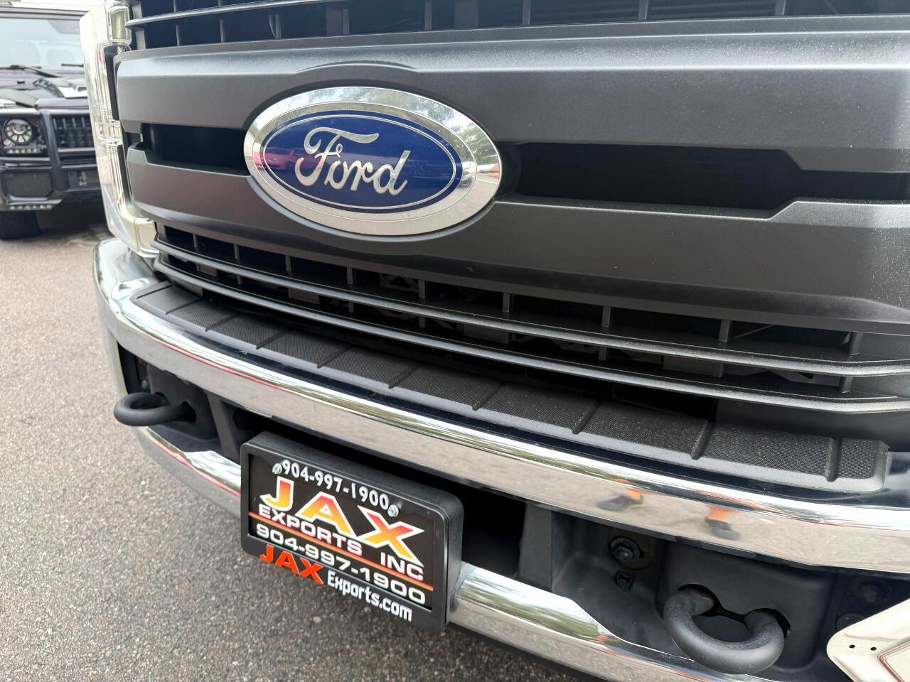 Ford Super Duty F-450 DRW - Thumbnail 5