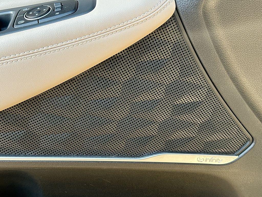 Hyundai Santa Fe Limited - Thumbnail 20