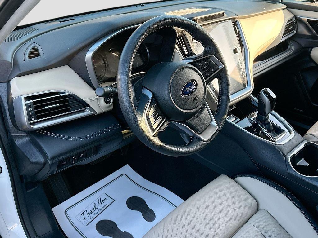 Subaru Outback Limited - Thumbnail 10