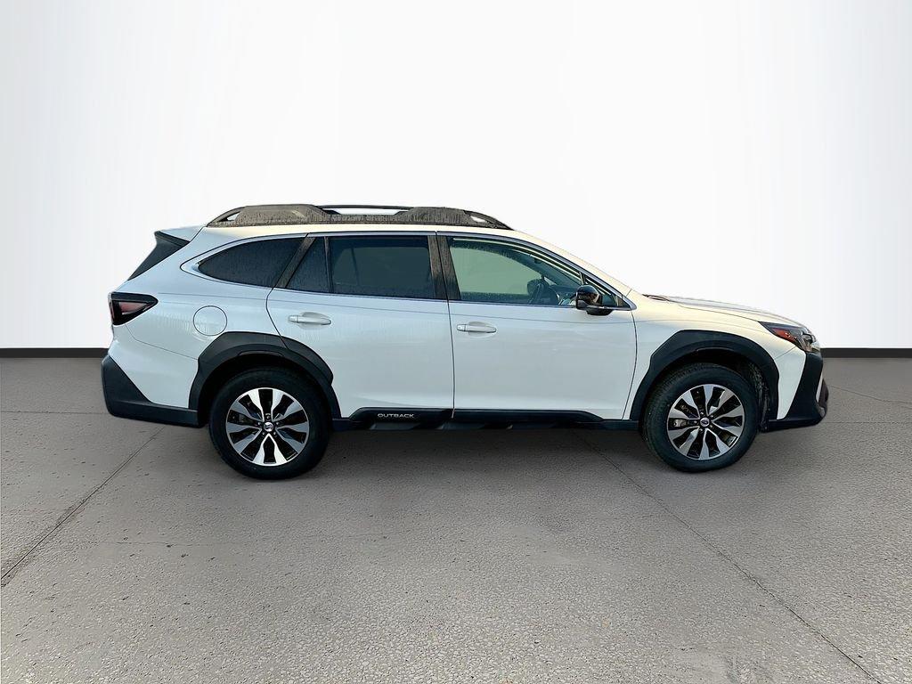 Subaru Outback Limited - Thumbnail 9
