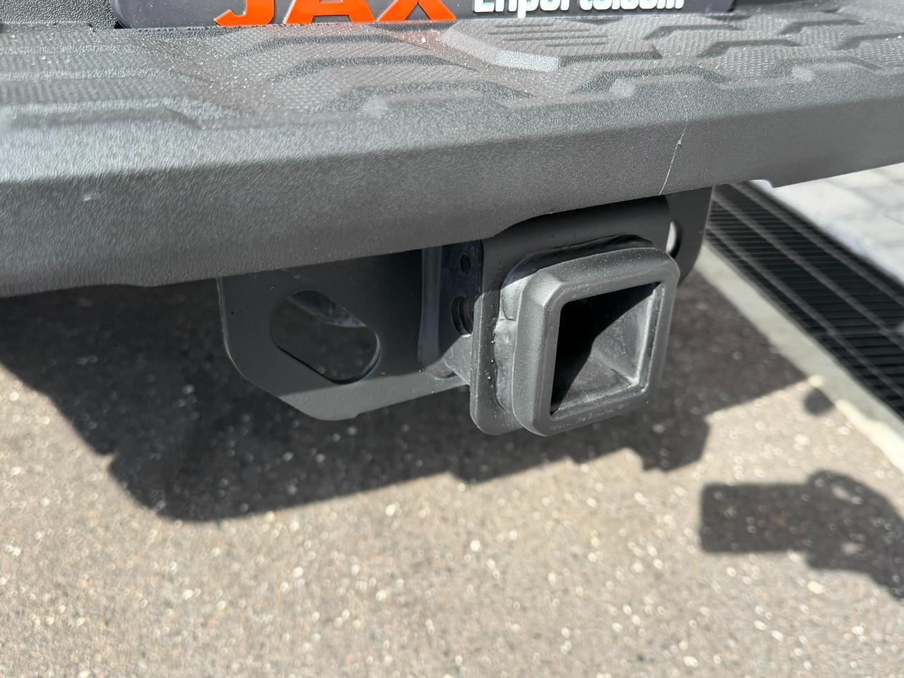 Toyota Tacoma - Thumbnail 15