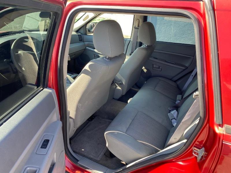 Jeep Grand Cherokeelaredo 2Wd - Thumbnail 10