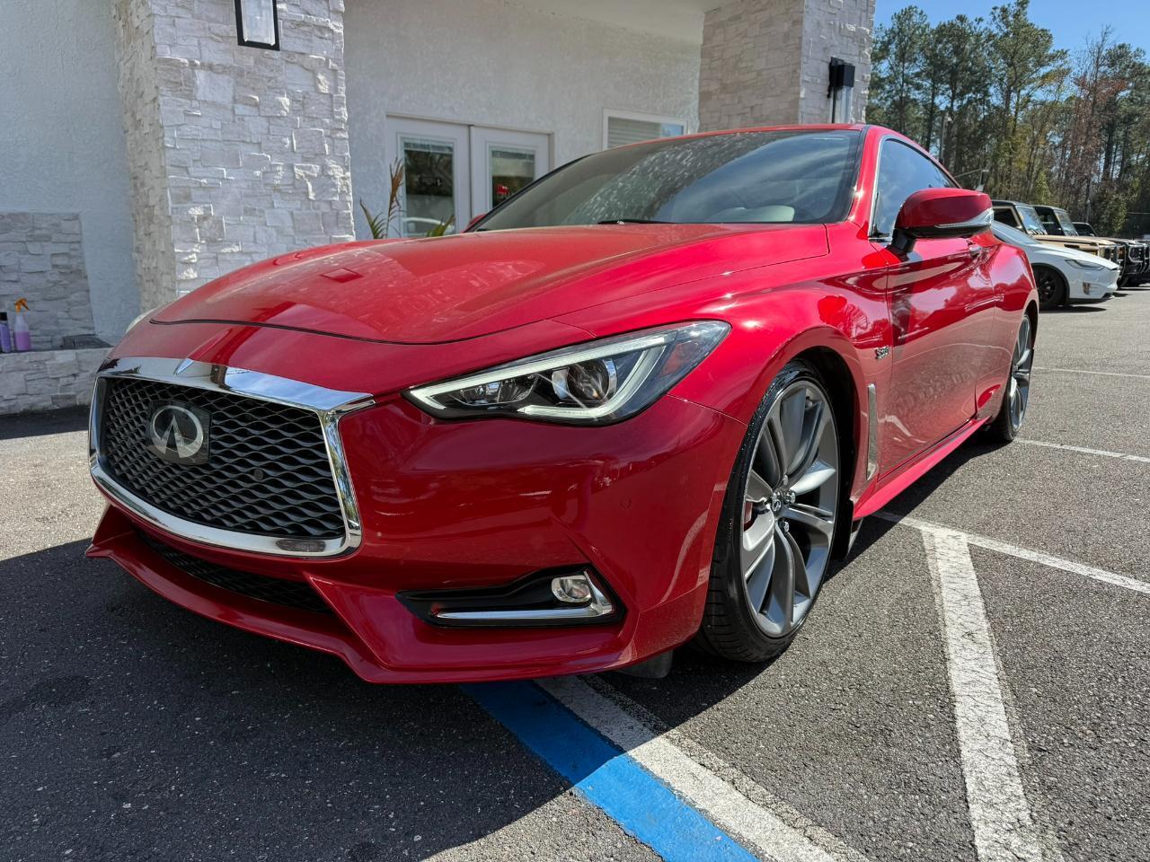 Infiniti Q60 - Thumbnail 9
