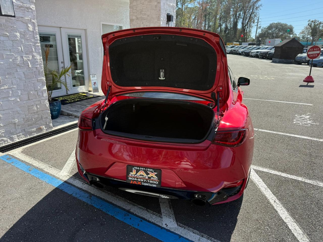 Infiniti Q60 - Thumbnail 19