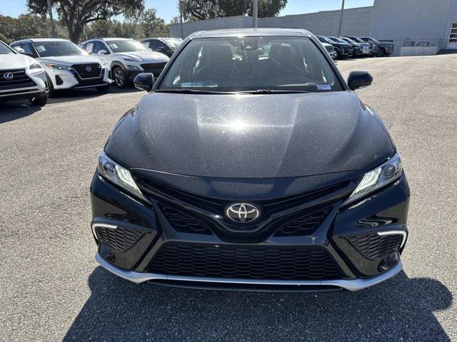 Toyota Camry Xse Sedan - Thumbnail 6