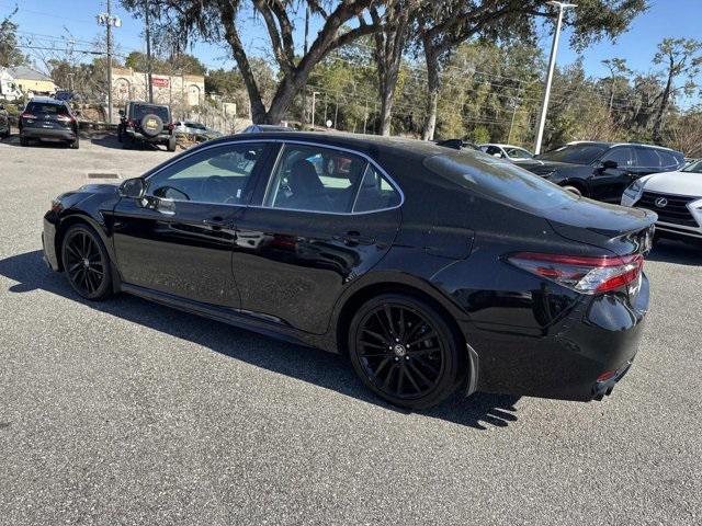 Toyota Camry Xse Sedan - Thumbnail 4