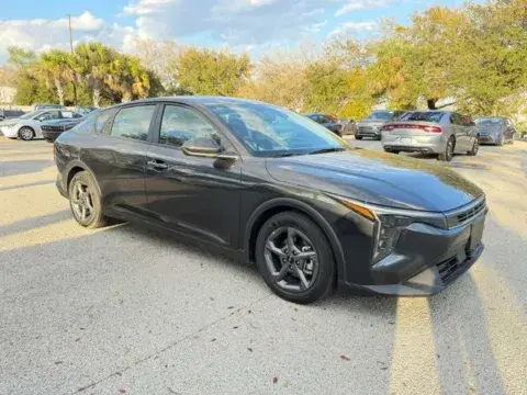 Kia K4 Lxs - Thumbnail 3