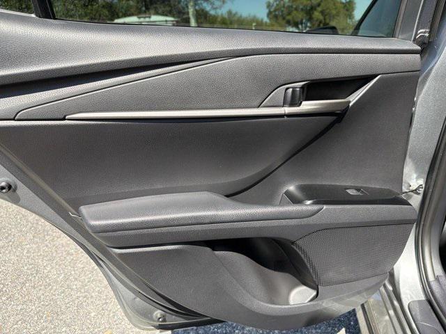 Toyota Camry Se - Thumbnail 13