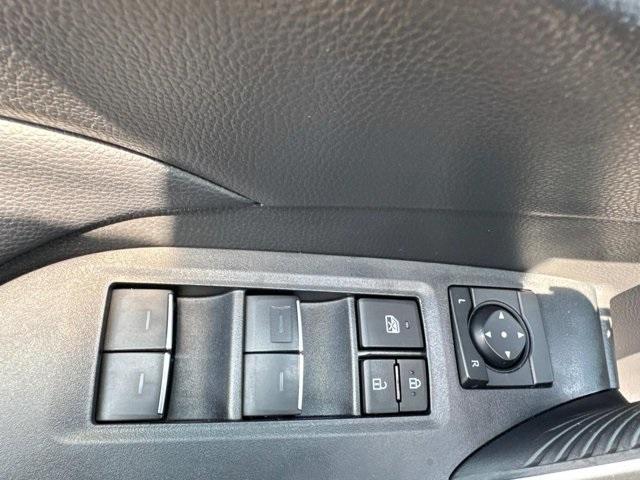 Toyota Rav4 Xle In Deland Fl | 2T3P1Rfv0Rw427027 - Thumbnail 5