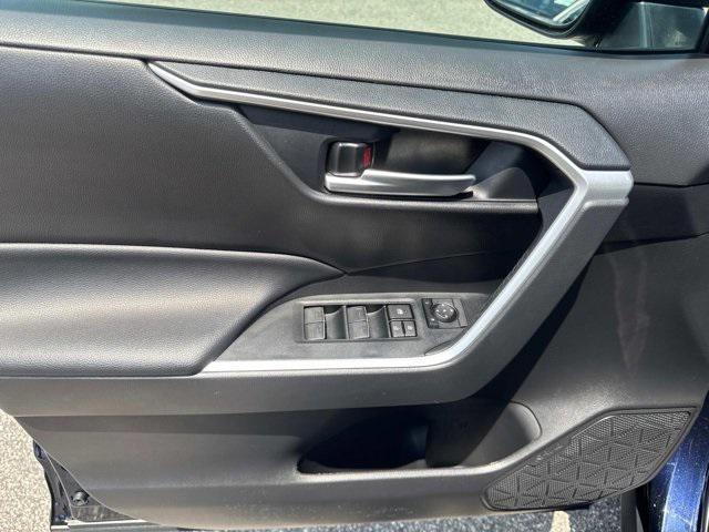 Toyota Rav4 Xle Awd Suv - Thumbnail 5