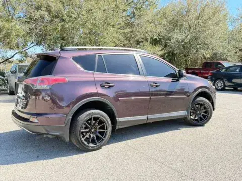 Toyota Rav4 Xle - Thumbnail 5