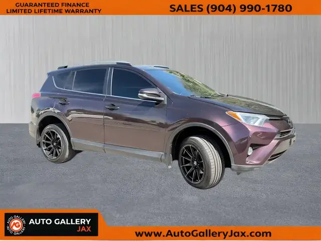 Toyota Rav4 Xle - Thumbnail 2
