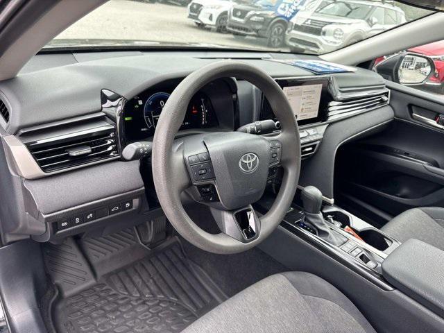 Toyota Camry Le - Thumbnail 11
