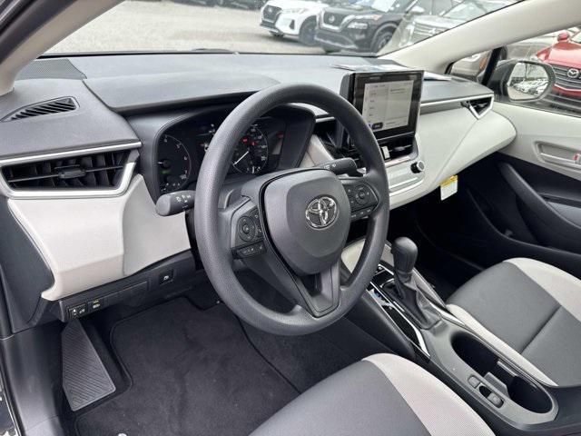 Toyota Corolla Hybrid Le Sedan - Thumbnail 11