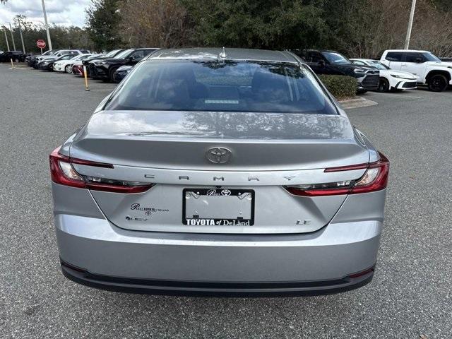 Toyota Camry Le In Deland Fl | 4T1Daack6Su035148 - Thumbnail 2