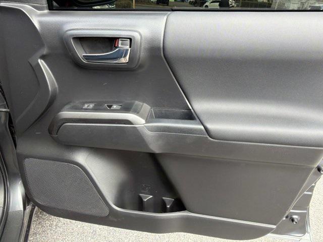 Toyota Tacoma Trd Offrd 4X4 Double Cab - Thumbnail 15