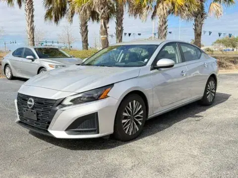 Nissan Altima 2.5 Sv - Thumbnail 5