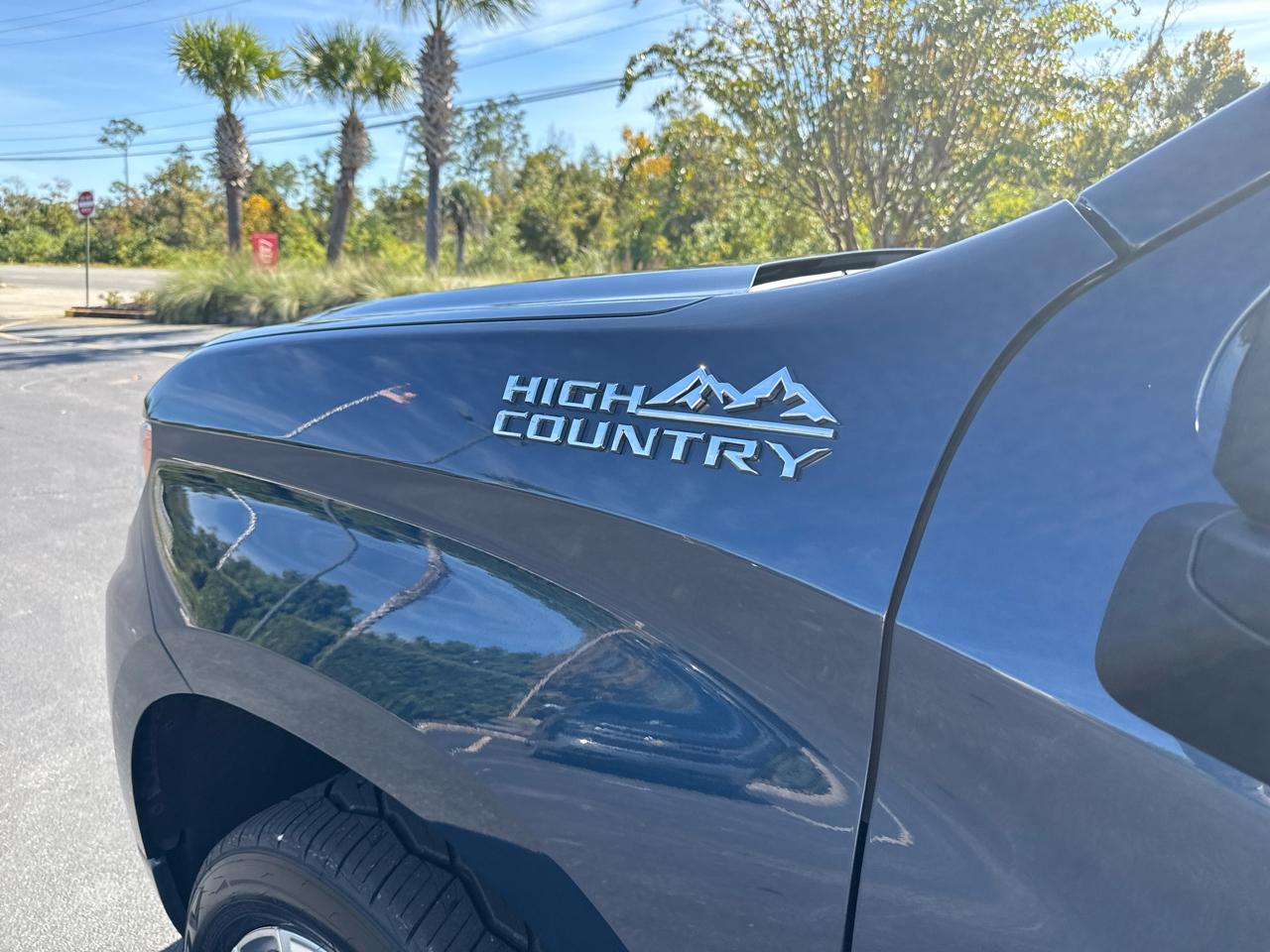 Chevrolet Silverado 15004Wd Crew Cab 147" High Country - Thumbnail 5