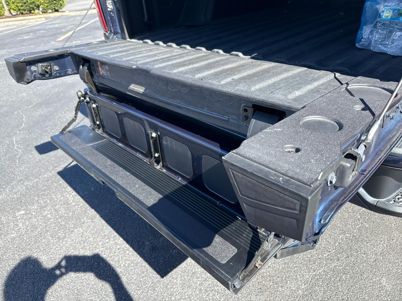 Chevrolet Silverado 15004Wd Crew Cab 147" High Country - Thumbnail 9