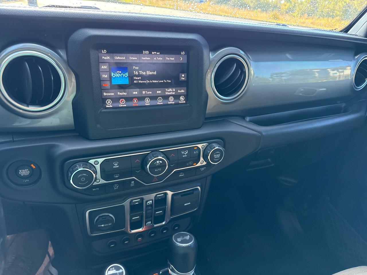 Jeep Wranglerunlimited Sahara 4X4 - Thumbnail 13