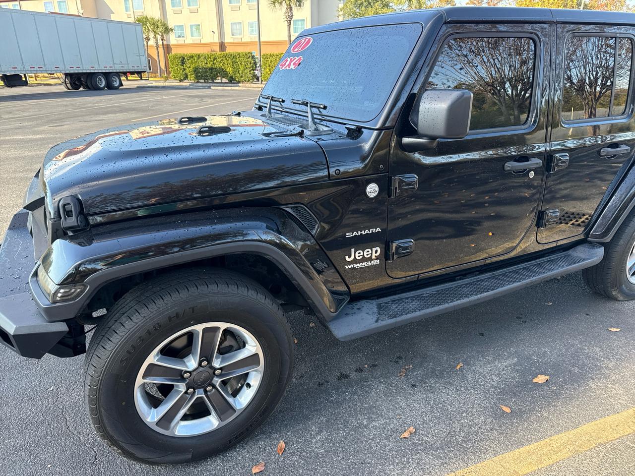 Jeep Wranglerunlimited Sahara 4X4 - Thumbnail 2