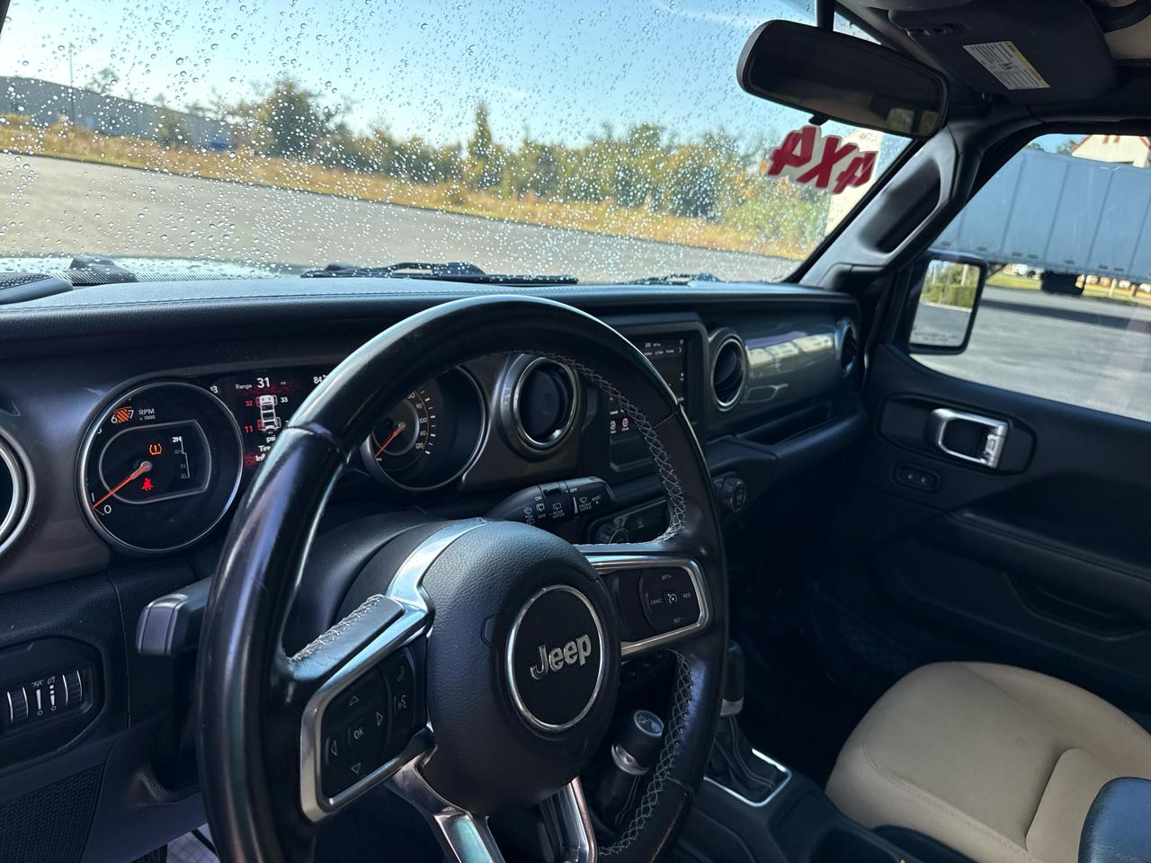 Jeep Wranglerunlimited Sahara 4X4 - Thumbnail 12