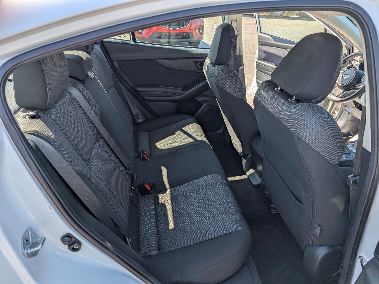 Subaru Impreza4-Door - Thumbnail 6