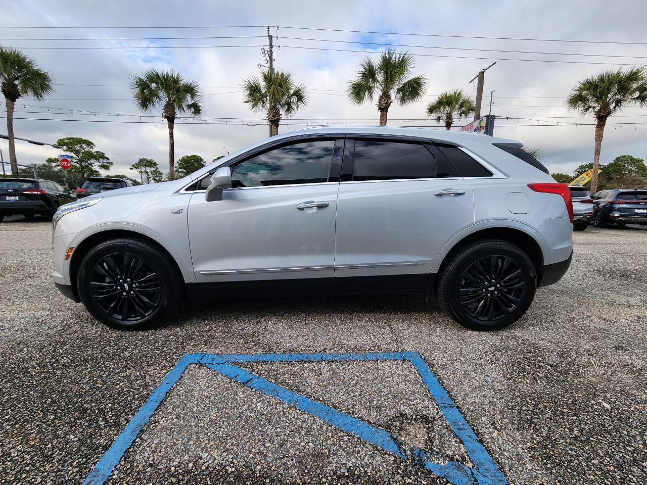 Cadillac Xt5Fwd 4Dr Premium Luxury - Thumbnail 2