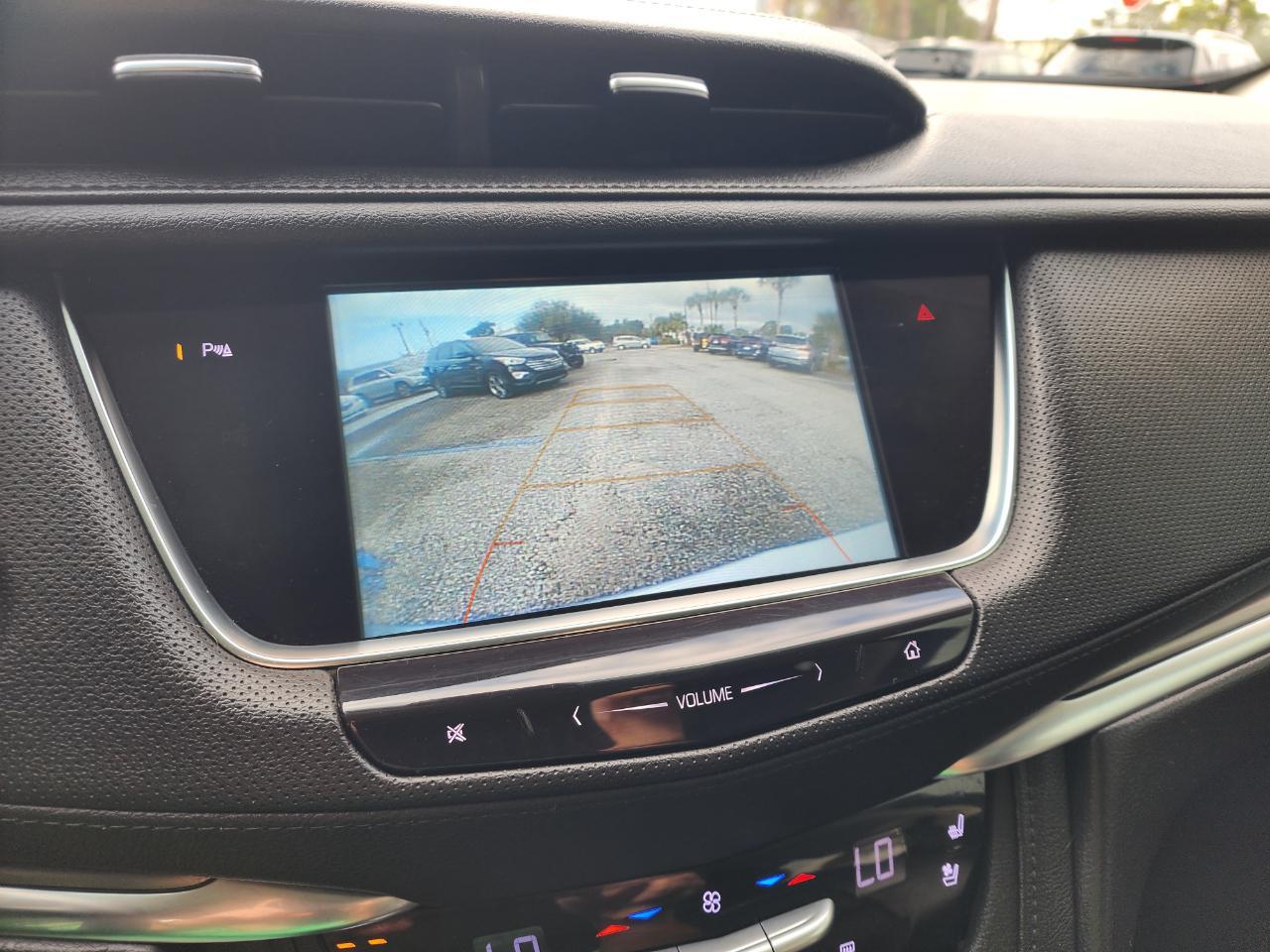 Cadillac Xt5Fwd 4Dr Premium Luxury - Thumbnail 18