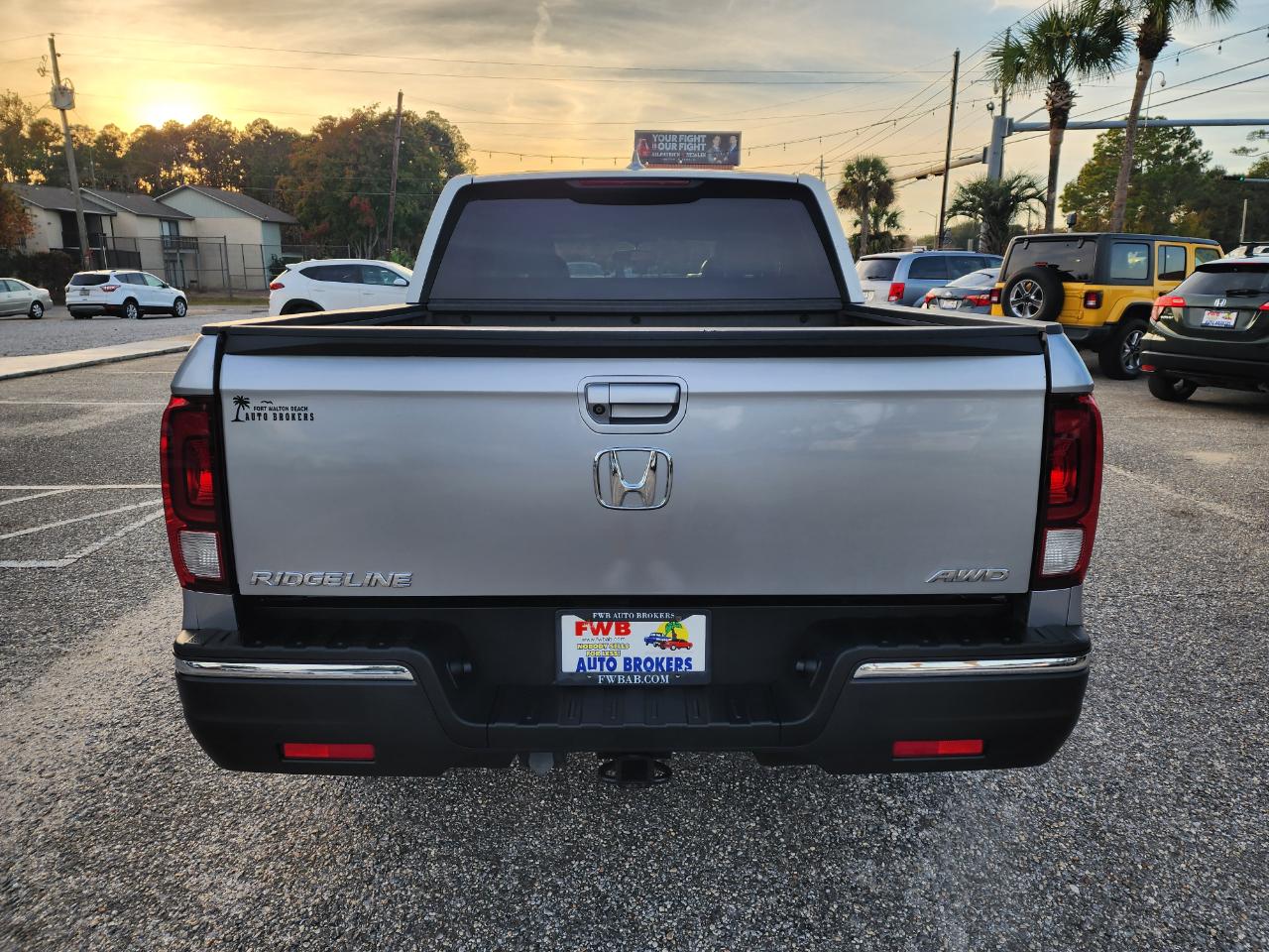 Honda Ridgelinertl Awd - Thumbnail 3