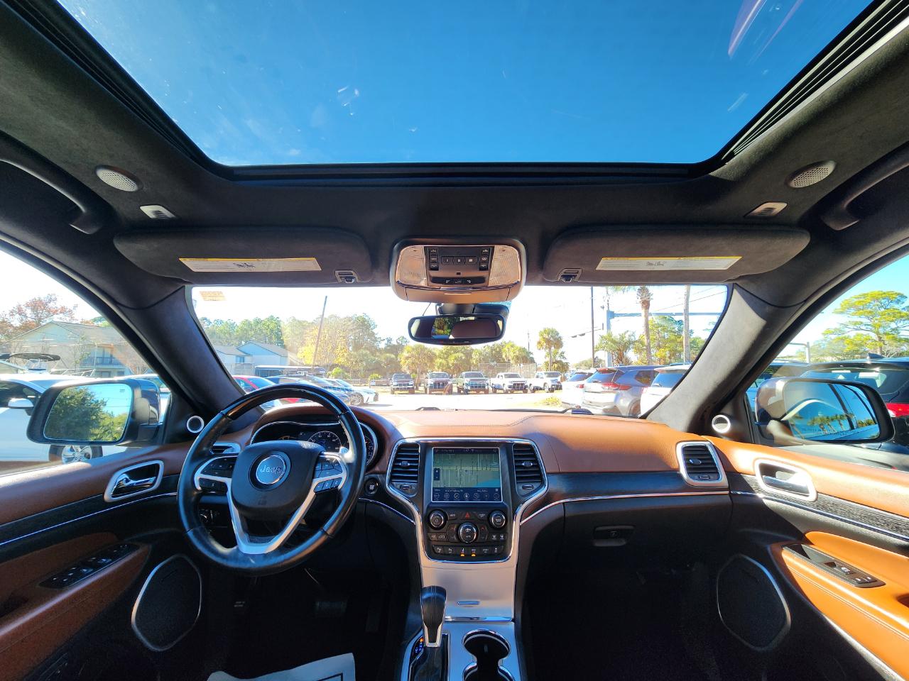 Jeep Grand Cherokeesummit 4X4 - Thumbnail 9