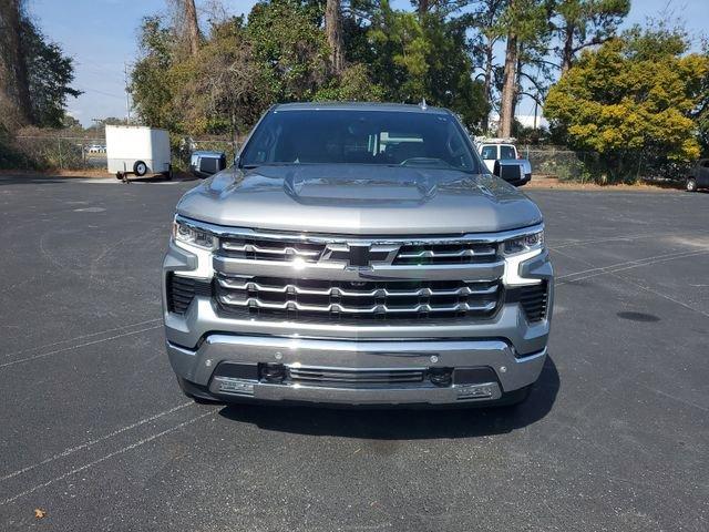 Chevrolet Silverado 1500 Ltz Four Wheel Drive Crew Cab - Thumbnail 3