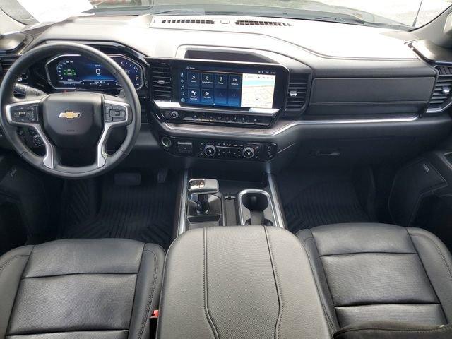 Chevrolet Silverado 1500 Ltz Four Wheel Drive Crew Cab - Thumbnail 15