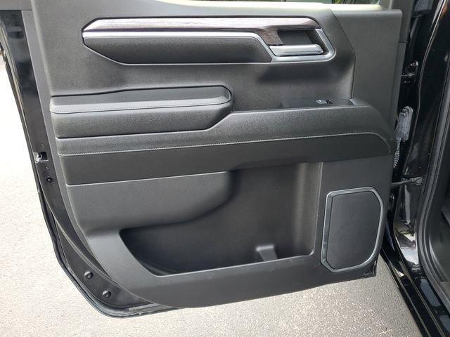 Chevrolet Silverado 1500 Ltz Four Wheel Drive Crew Cab - Thumbnail 14